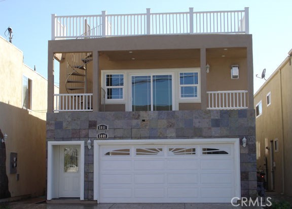 Detail Gallery Image 2 of 8 For 5011 River Ave, Newport Beach,  CA 92663 - 3 Beds | 2 Baths