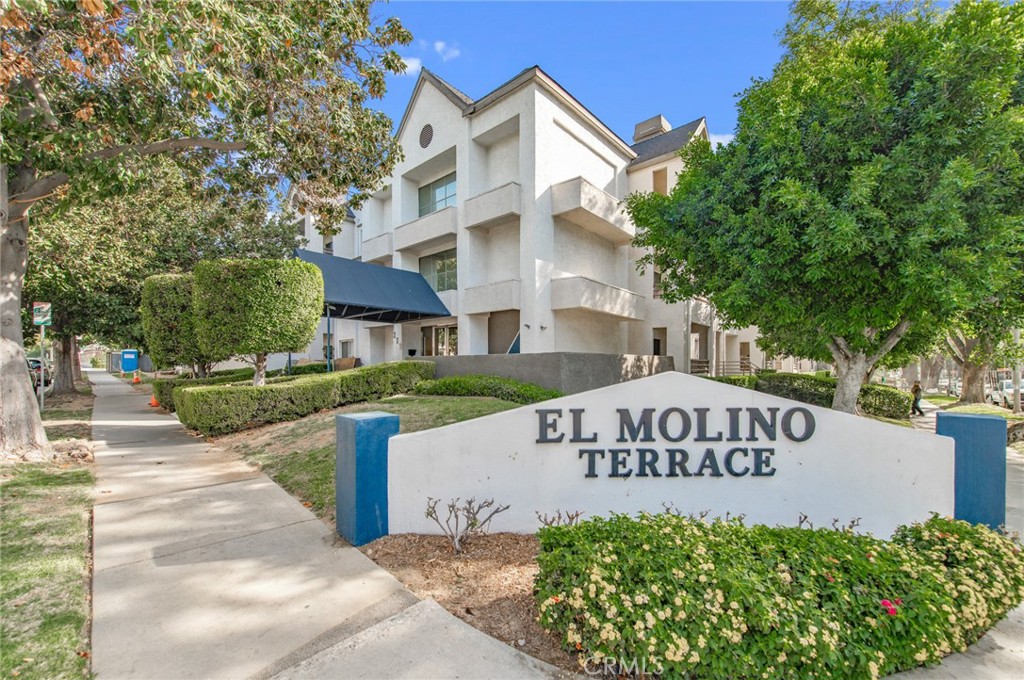 300 N El Molino #312