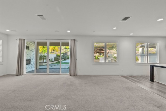 Detail Gallery Image 19 of 56 For 28600 Foothill Way, Saugus,  CA 91350 - 4 Beds | 3 Baths