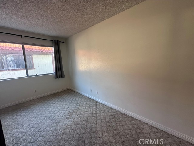 Detail Gallery Image 4 of 9 For 13843 Los Angeles, Baldwin Park,  CA 91706 - 1 Beds | –/1 Baths