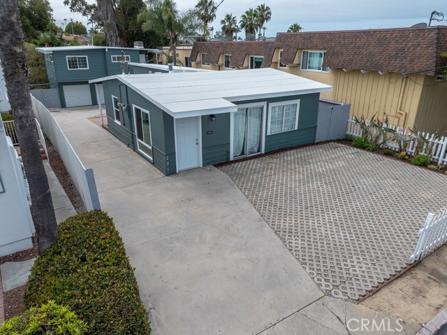 Detail Gallery Image 3 of 51 For 221 Avenida Monterey, San Clemente,  CA 92672 - 5 Beds | 4/1 Baths