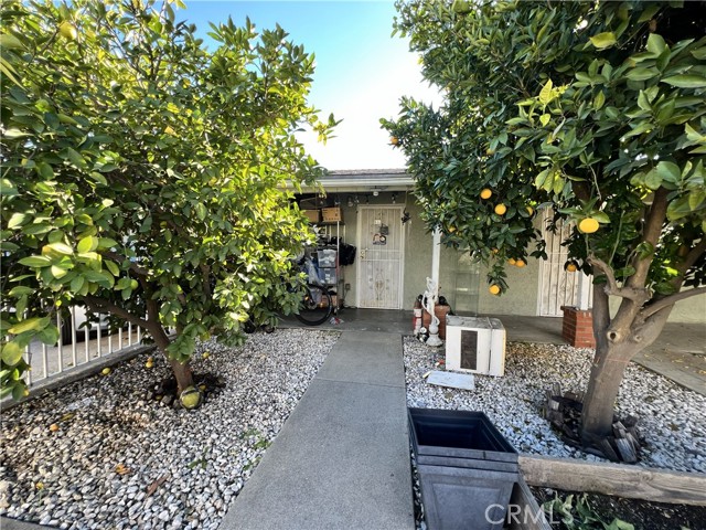 Detail Gallery Image 28 of 37 For 828 N Angeleno, Azusa,  CA 91702 - 4 Beds | 3 Baths