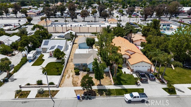 368 West Street, Upland CA: https://media.crmls.org/medias/56e3b384-30cc-4df0-9e62-c4a60ced1d72.jpg