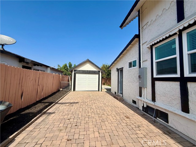 Detail Gallery Image 16 of 17 For 125 E Alondra, Compton,  CA 90220 - 4 Beds | 2 Baths