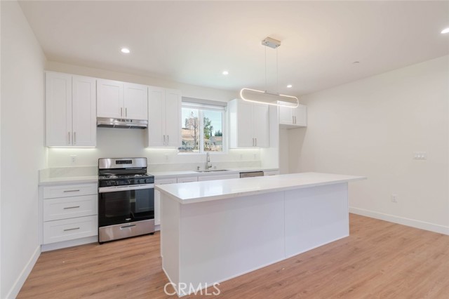 Detail Gallery Image 9 of 27 For 10230 Tujunga Canyon Bld, Tujunga,  CA 91042 - 3 Beds | 2 Baths