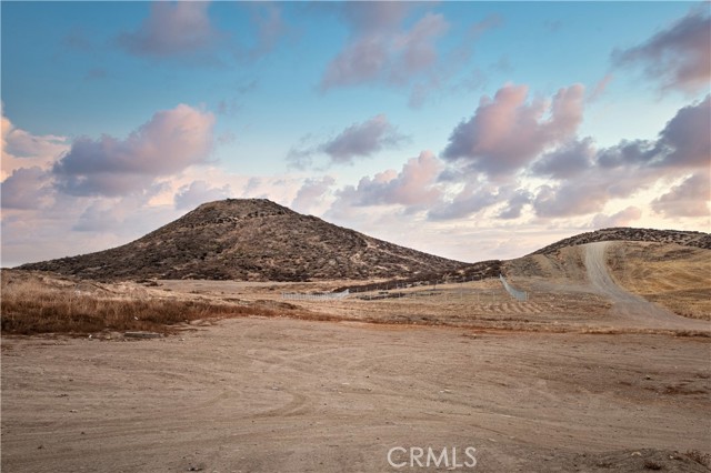 Detail Gallery Image 24 of 28 For 29260 Leeanne Ln, Menifee,  CA 92584 - 4 Beds | 2 Baths