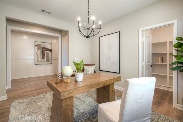 Detail Gallery Image 8 of 25 For 2055 Woolem Pl, Escondido,  CA 92026 - 3 Beds | 2/1 Baths
