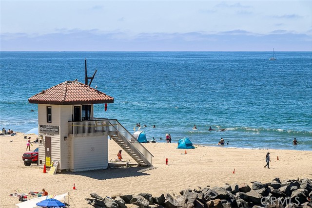 615 Esplanade, Redondo Beach, California 90277, 1 Bedroom Bedrooms, ,1 BathroomBathrooms,Residential,For Sale,Esplanade,SB25196667