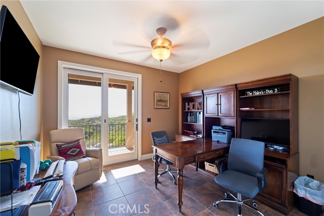 Detail Gallery Image 17 of 75 For 42955 Irons Rd, Aguanga,  CA 92536 - 5 Beds | 5 Baths