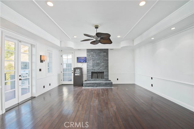 Detail Gallery Image 19 of 29 For 8655 Hillside Ave, Los Angeles,  CA 90069 - 4 Beds | 4 Baths