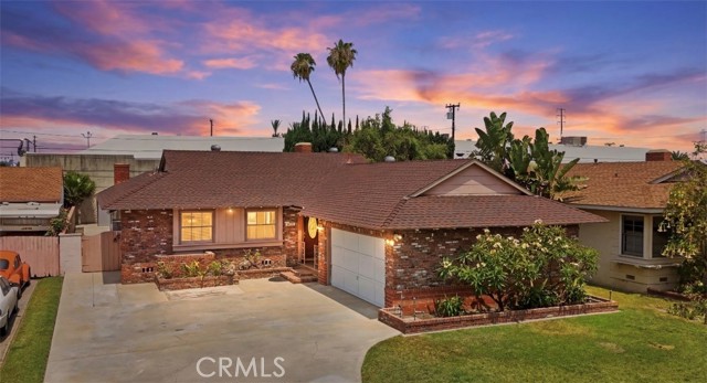 Front Image Thumbnail for CRDW26116708