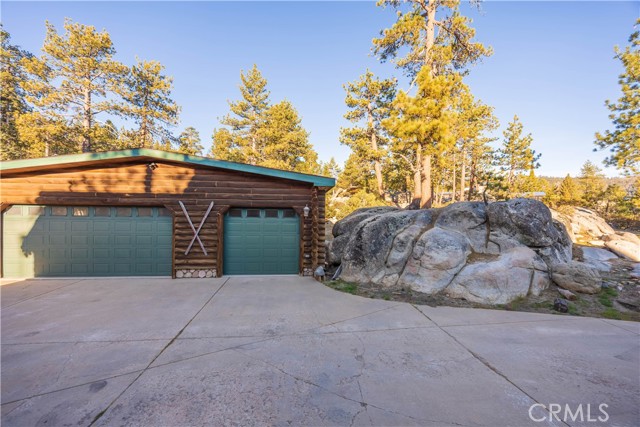 Detail Gallery Image 36 of 42 For 826 Boulder, Big Bear Lake,  CA 92315 - 3 Beds | 2/1 Baths
