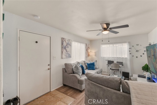 Detail Gallery Image 5 of 21 For 1223 W 68th, Los Angeles,  CA 90044 - 3 Beds | 1 Baths