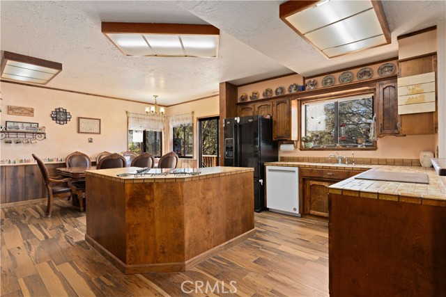 Detail Gallery Image 12 of 65 For 340 Fritch Rd, Lakeport,  CA 95453 - 7 Beds | 4 Baths