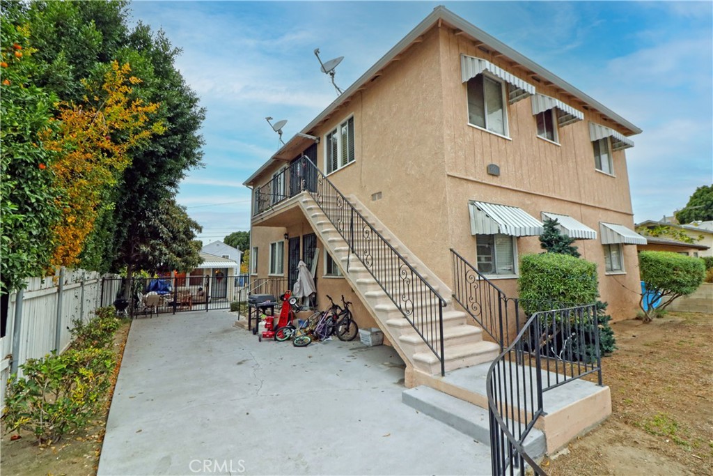 7641 Bright Avenue, Whittier, CA 90602