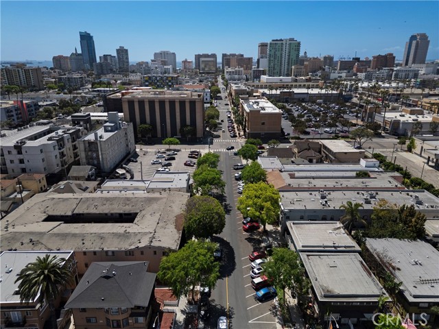 Detail Gallery Image 16 of 17 For 643 Elm Ave, Long Beach,  CA 90802 - – Beds | – Baths