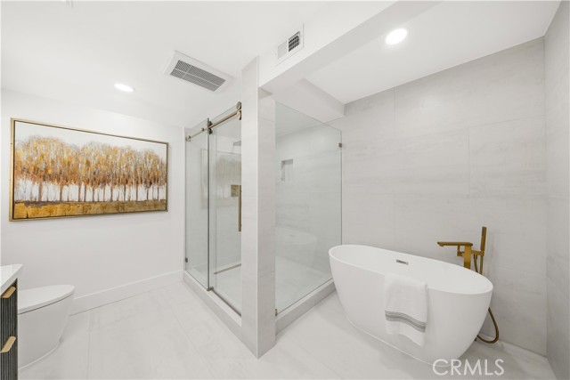 25011 Mammoth Circle, Lake Forest CA: https://media.crmls.org/medias/56ea61c4-b86a-4229-9e3d-ef46352aa46b.jpg
