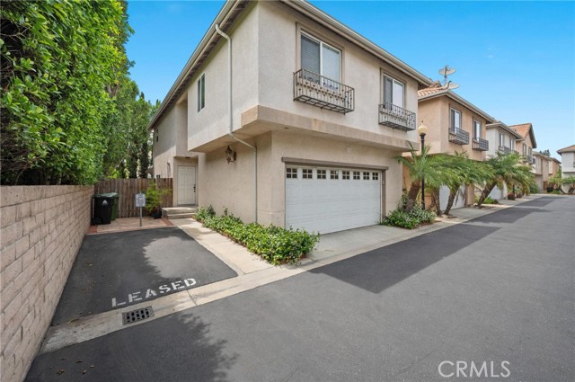 9354 Burnet AVE Unit: 111