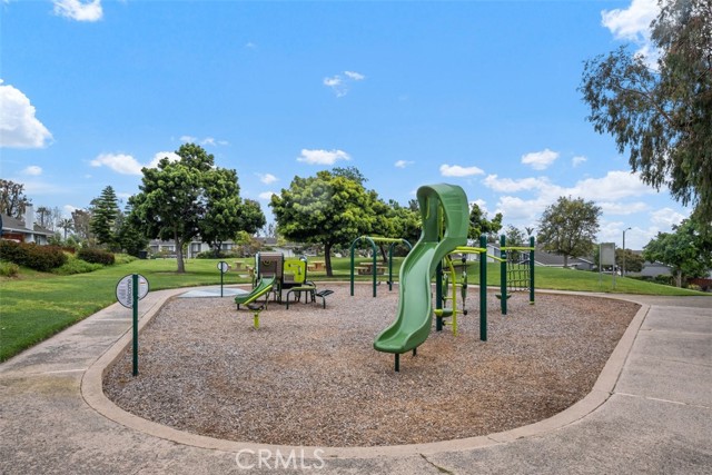 3341 Calle La Veta, San Clemente CA: https://media.crmls.org/medias/56eb05ee-89ae-43c5-a008-f63adcb6eb58.jpg