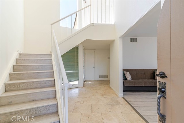 310 Susan Court, Palmdale CA: https://media.crmls.org/medias/56ebb811-20a0-46e3-95e1-a3bb61ce9b4e.jpg