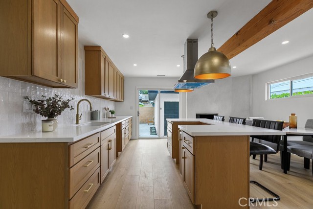 5116 E Wardlow Road, Long Beach CA: https://media.crmls.org/medias/56ec643f-9484-4604-bcc5-8efda0b894c0.jpg