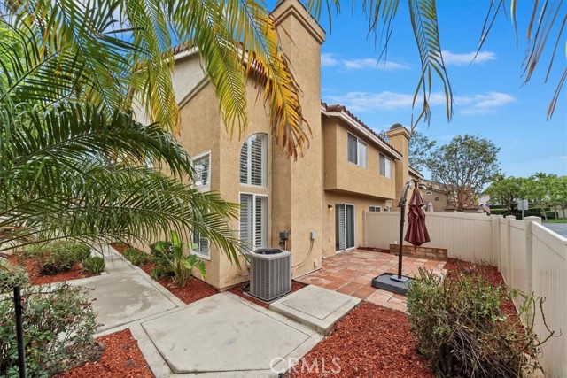 Detail Gallery Image 28 of 33 For 1101 Portofino Ct #103,  Corona,  CA 92881 - 3 Beds | 2/1 Baths