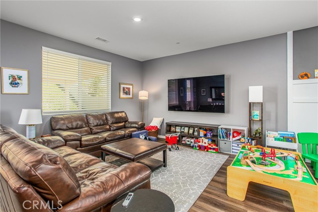 14134 Cerignola Circle, Beaumont CA: https://media.crmls.org/medias/56ecff29-0300-40eb-bcb1-48183dd7ee52.jpg