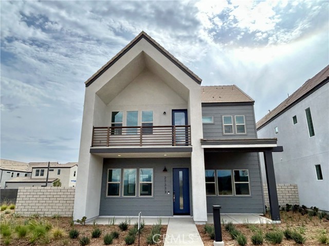 27333 Creekwood Lane, Valencia CA: https://media.crmls.org/medias/56ee1c52-6325-4690-8af0-dcd048213008.jpg