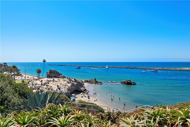 Detail Gallery Image 29 of 29 For 2741 Bungalow Pl, Corona Del Mar,  CA 92625 - 2 Beds | 2 Baths