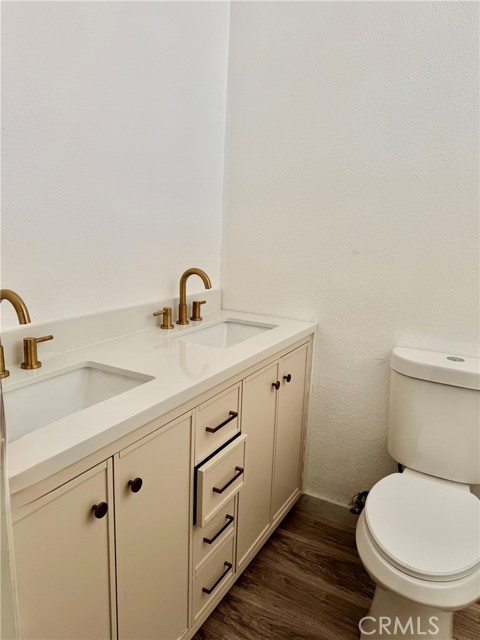 22556 Parkmead, Palm Springs, CA 92262
