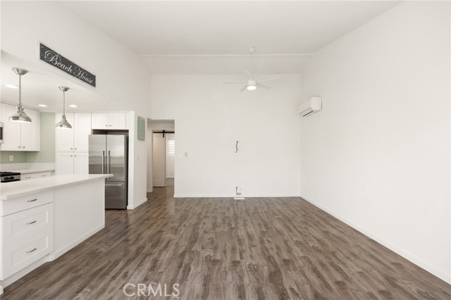 413 21st Street, Manhattan Beach CA: https://media.crmls.org/medias/56ee3985-cfa2-44b5-b425-0056bcb69cee.jpg
