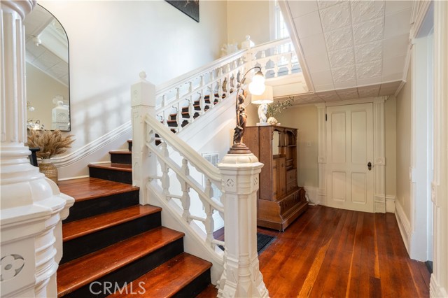 Detail Gallery Image 31 of 73 For 250 N Primrose Ave, Monrovia,  CA 91016 - 5 Beds | 3 Baths