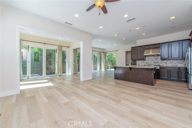 Detail Gallery Image 5 of 35 For 55 Carrington, Irvine,  CA 92629 - 4 Beds | 4 Baths