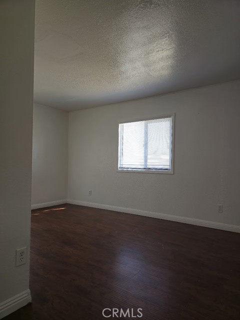 Detail Gallery Image 18 of 32 For 16685 State Highway 173, Hesperia,  CA 92345 - 3 Beds | 2 Baths
