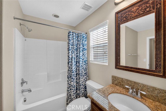 Detail Gallery Image 10 of 63 For 36461 Gambrel Gate Lane, Winchester,  CA 92596 - 4 Beds | 3 Baths