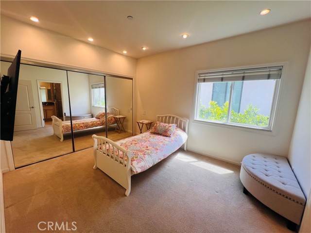 458 S Clark Drive, Beverly Hills CA: https://media.crmls.org/medias/56f1e8c7-4a77-4940-b3e5-a34c228f24cd.jpg
