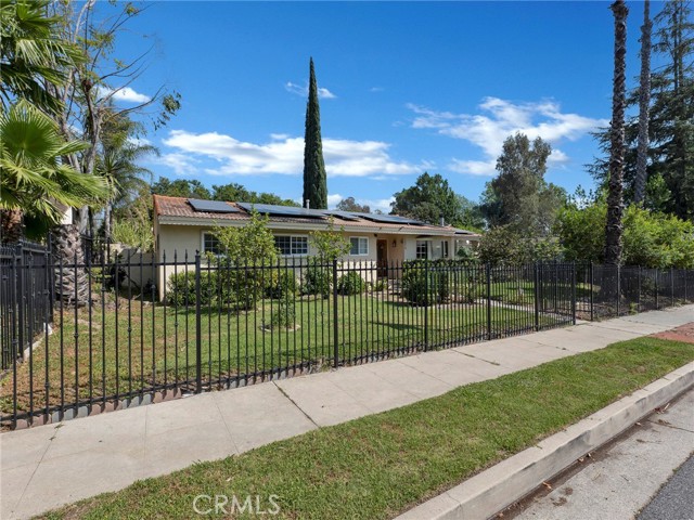 Detail Gallery Image 2 of 59 For 10918 Reseda, Porter Ranch,  CA 91326 - 3 Beds | 2 Baths