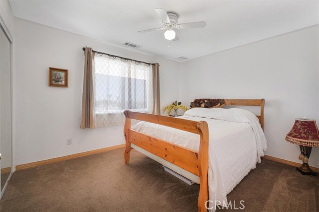 61975 La Brisa Drive, Joshua Tree CA: https://media.crmls.org/medias/56f273c2-a858-4d22-b2fd-a7ae52fefbe4.jpg