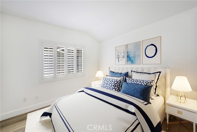 210 Garden Gate Lane, Irvine CA: https://media.crmls.org/medias/56f2ecb5-f008-4fda-b27e-467deaf52a98.jpg