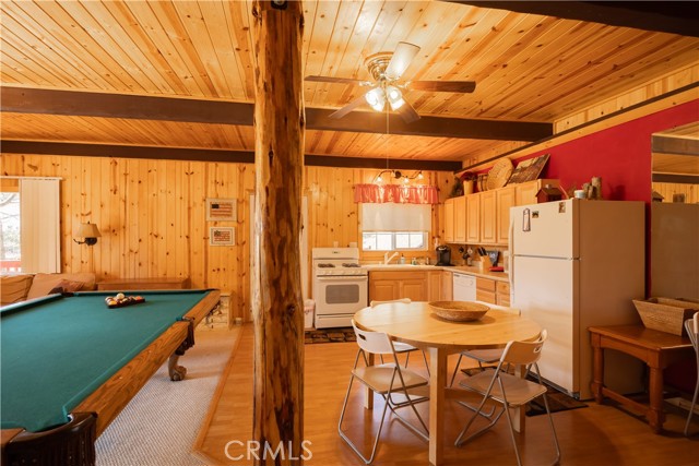 43897 Yosemite Drive, Big Bear Lake CA: https://media.crmls.org/medias/56f33f5e-fa5c-4a91-91dd-25611f5188e9.jpg