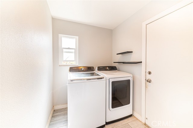 Detail Gallery Image 9 of 22 For 22936 Brookhollow, Moreno Valley,  CA 92557 - 4 Beds | 2/1 Baths