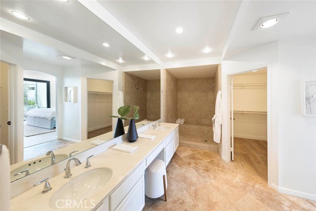 Detail Gallery Image 22 of 47 For 24 Coventry, Newport Beach,  CA 92660 - 2 Beds | 2 Baths