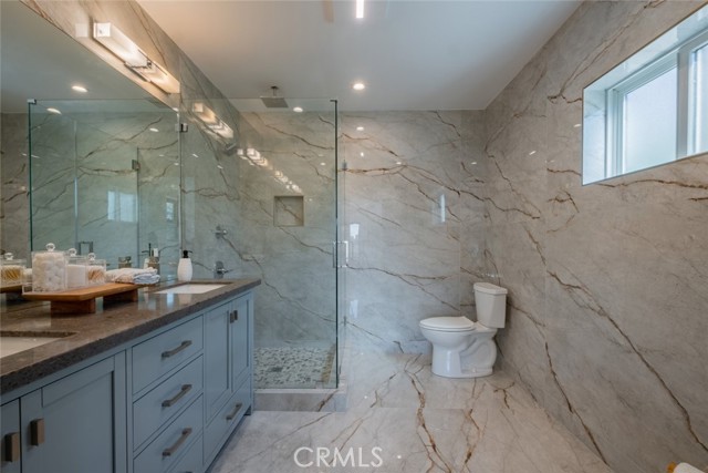 421 Mariposa Avenue, Sierra Madre CA: https://media.crmls.org/medias/56f675ec-b0b6-404d-907c-5cc4a8c71bbd.jpg
