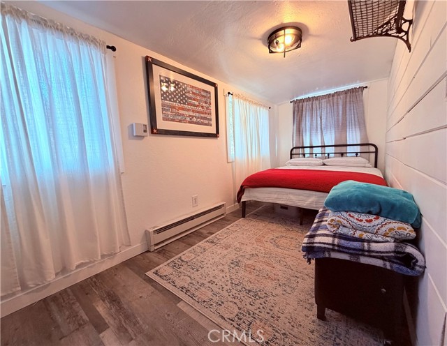 Image 37 of 52 For 926 Kuffel Canyon