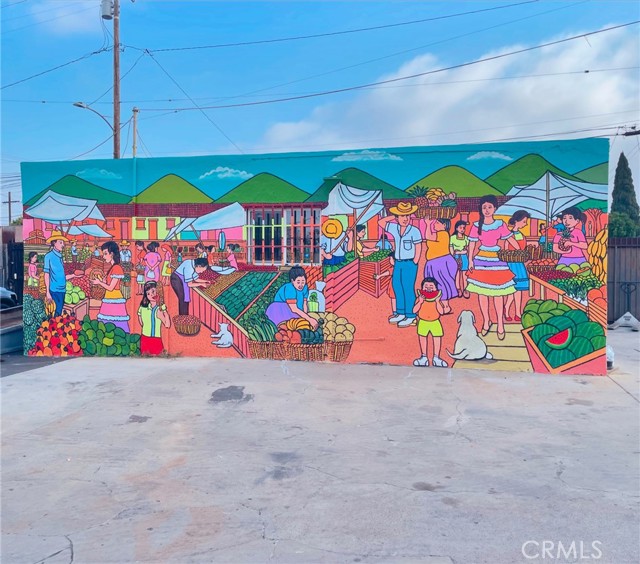 1663 Firestone Boulevard, Los Angeles CA: https://media.crmls.org/medias/56f6efd9-9aa4-401e-b9cd-d3ad4f47a51b.jpg