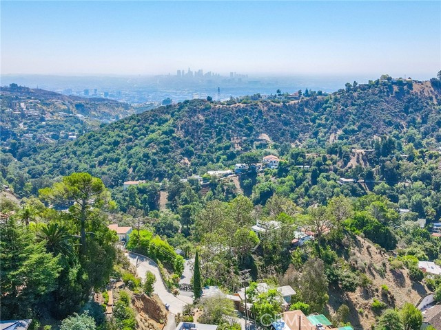 8755 Skyline Drive, Los Angeles, California 90046, 4 Bedrooms Bedrooms, ,4 BathroomsBathrooms,Single Family Residence,For Sale,Skyline,LG24097050