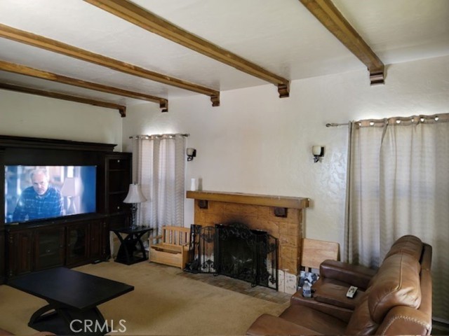 Detail Gallery Image 4 of 9 For 613 S Sloan Ave, Compton,  CA 90221 - 3 Beds | 1 Baths