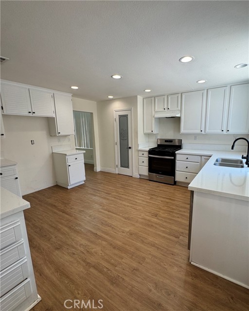 3036 Fairgreen Lane, Palmdale CA: https://media.crmls.org/medias/56f78911-285d-4e35-a288-c424c20907a9.jpg