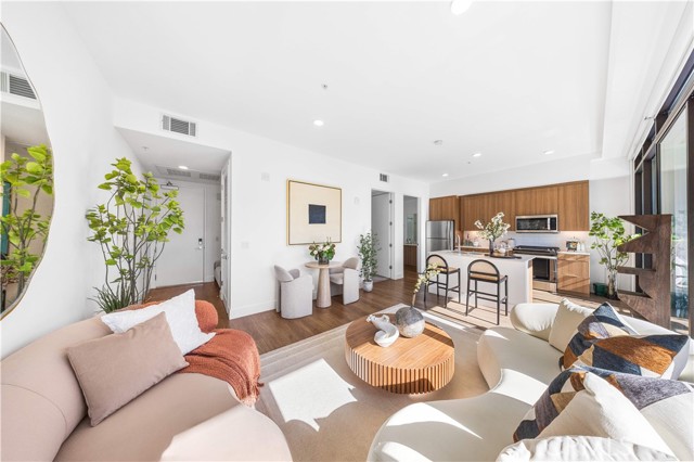 Detail Gallery Image 4 of 52 For 709 E Walnut St #315,  Pasadena,  CA 91101 - 1 Beds | 1 Baths