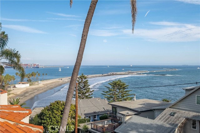 Detail Gallery Image 2 of 65 For 3935 Bluff Pl, San Pedro,  CA 90731 - – Beds | – Baths